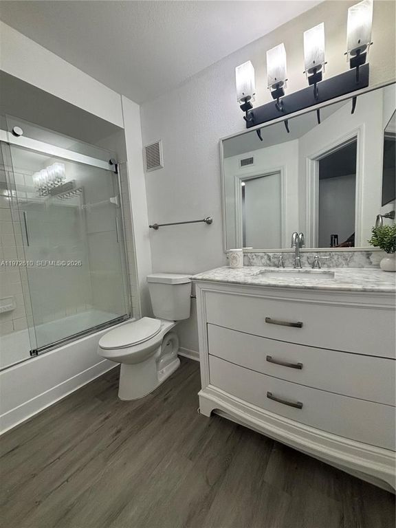 457 Vista Isles Dr 2127, Sunrise, FL 33325