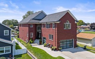 41245 Belvidere Street, Harrison Charter Township, MI 48045