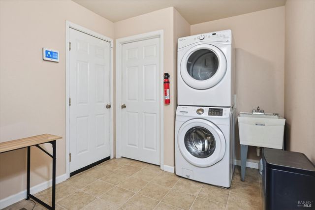 3532 Morningside Cir, Kelseyville, CA 95451