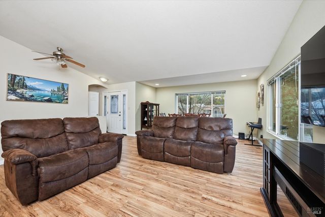 3532 Morningside Cir, Kelseyville, CA 95451