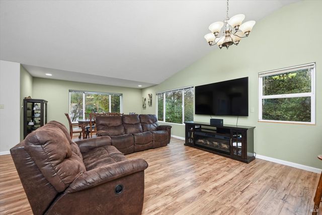 3532 Morningside Cir, Kelseyville, CA 95451