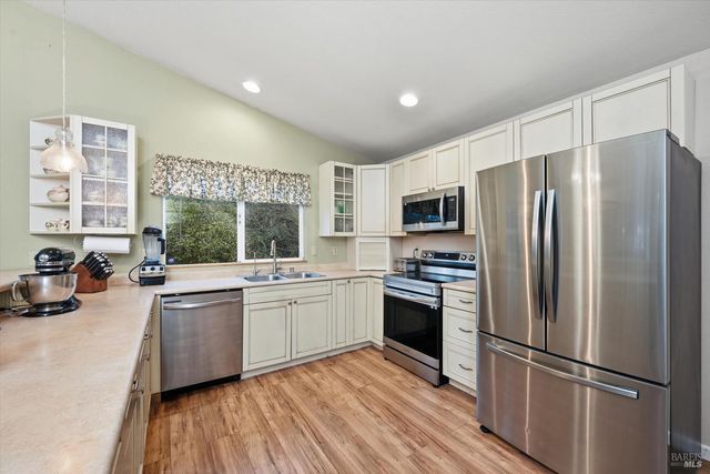 3532 Morningside Cir, Kelseyville, CA 95451