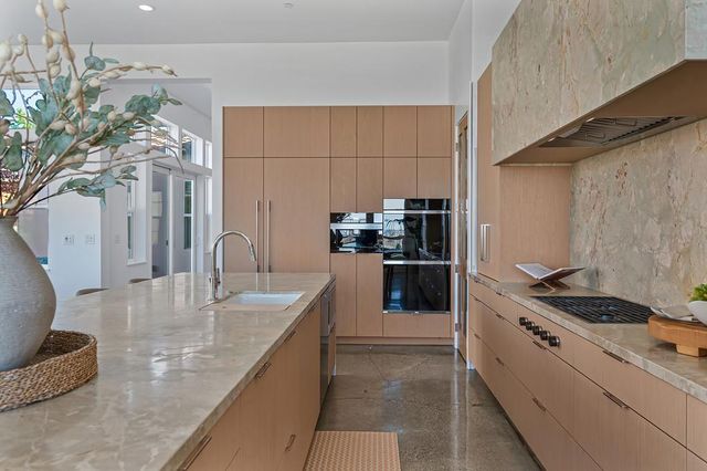 2037 Camino Verdera, Lincoln, CA 95648