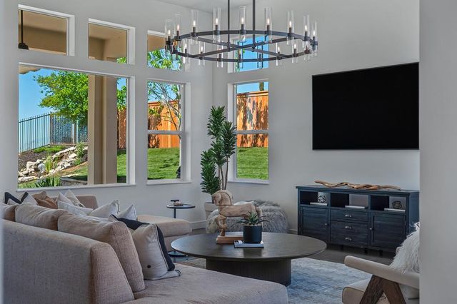 2037 Camino Verdera, Lincoln, CA 95648