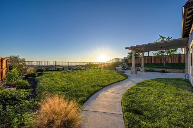 2037 Camino Verdera, Lincoln, CA 95648