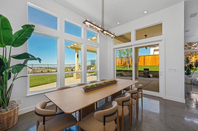 2037 Camino Verdera, Lincoln, CA 95648