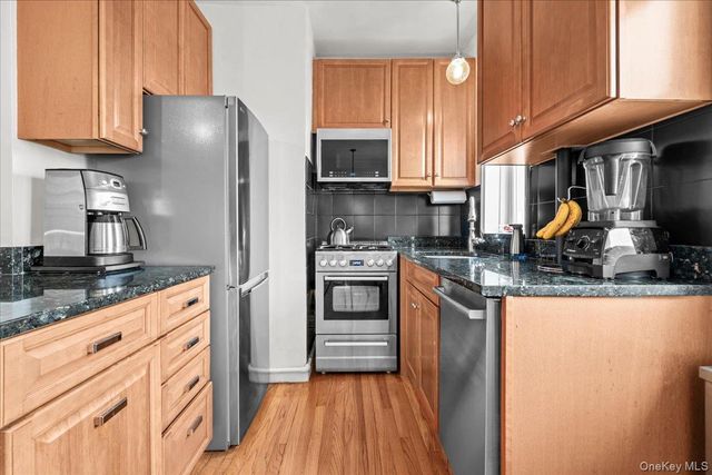 3810 Greystone Avenue 504, Bronx, NY 10463
