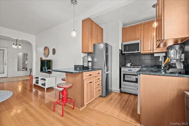 3810 Greystone Avenue 504, Bronx, NY 10463