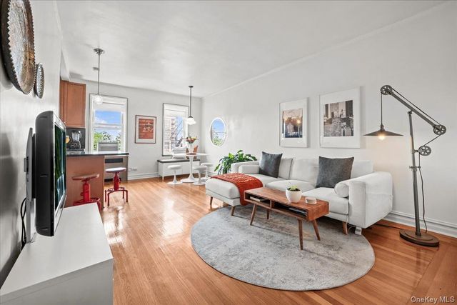 3810 Greystone Avenue 504, Bronx, NY 10463