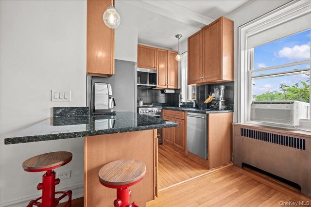 3810 Greystone Avenue 504, Bronx, NY 10463