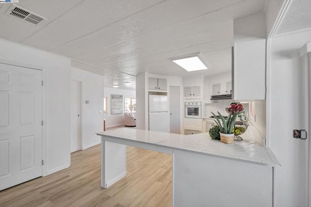 409 Fiji Circle, Union City, CA 94587