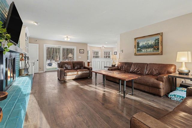 1308 Brentwood Drive, Midland, MI 48640