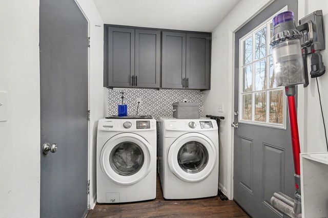 1308 Brentwood Drive, Midland, MI 48640