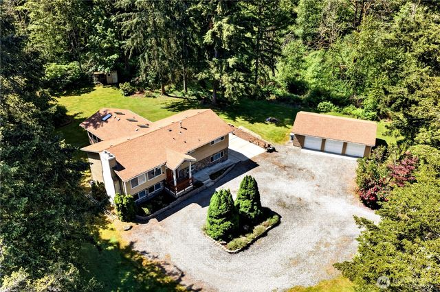17924 2nd Street E, Lake Tapps, WA 98391