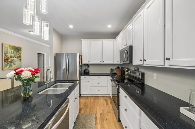 905 Catlow Ct, Brentwood, TN 37027