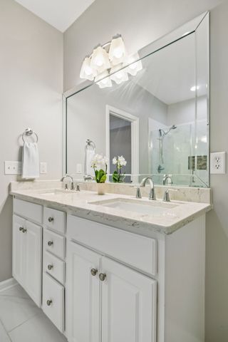 905 Catlow Ct, Brentwood, TN 37027