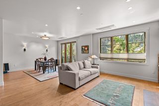 175 Lithia Way 200, Ashland, OR 97520