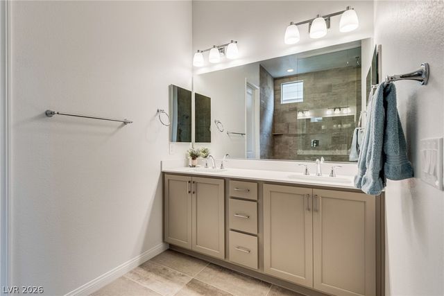 549 Cadence Vista Drive, Henderson, NV 89011