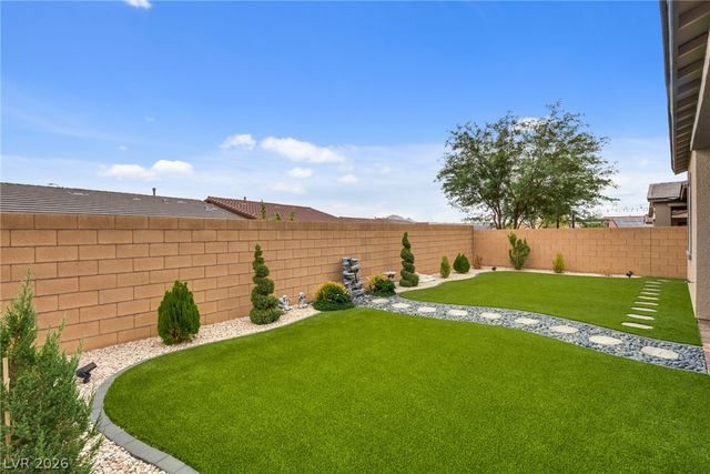 549 Cadence Vista Drive, Henderson, NV 89011