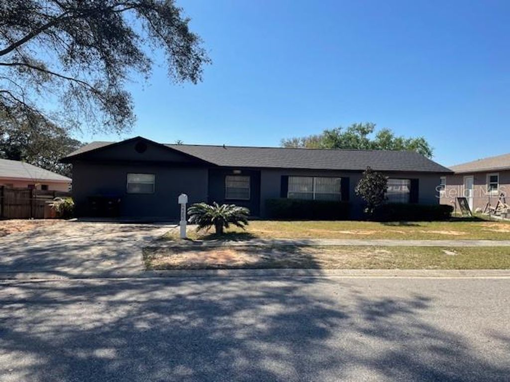 2262 MENOMONEE COURT, Orlando, FL 32818