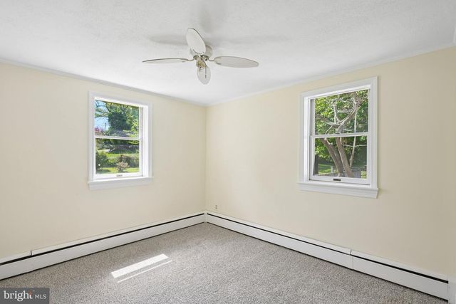 605 VENTURE RD, Hockessin, DE 19707