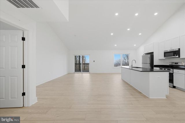 377 WINDY WAY, Front Royal, VA 22630