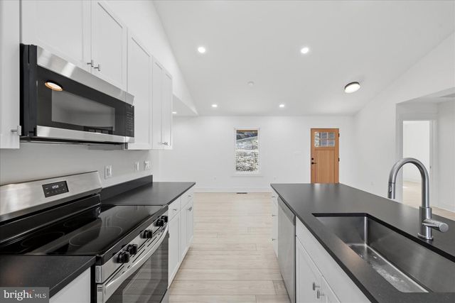 377 WINDY WAY, Front Royal, VA 22630