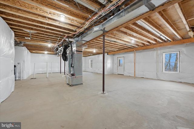 377 WINDY WAY, Front Royal, VA 22630