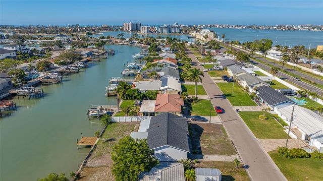 7930 CAUSEWAY BOULEVARD S, St Petersburg, FL 33707