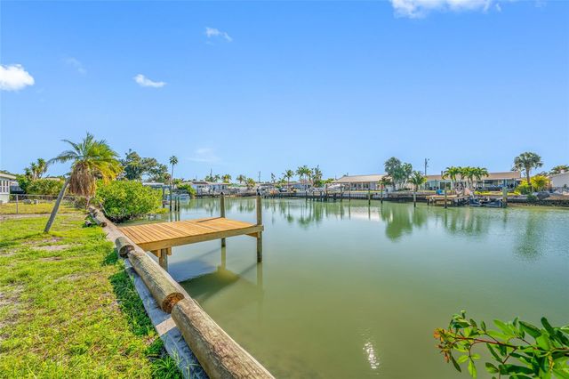 7930 CAUSEWAY BOULEVARD S, St Petersburg, FL 33707