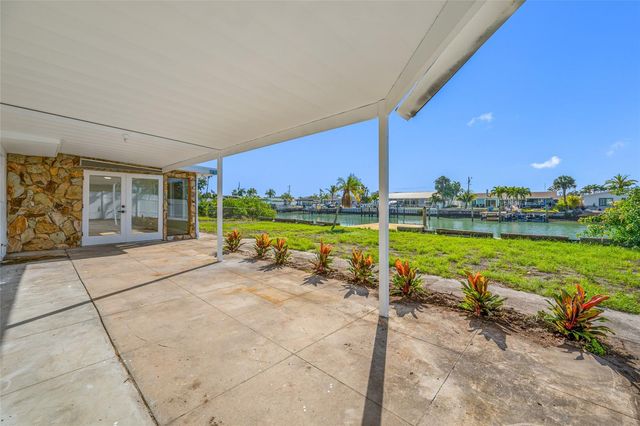 7930 CAUSEWAY BOULEVARD S, St Petersburg, FL 33707