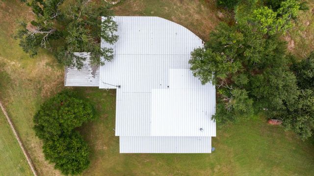 131 Blue Bird LN, Tow, TX 78672