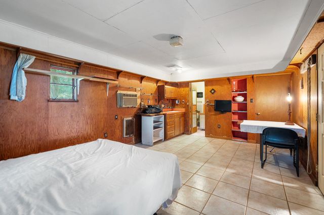 131 Blue Bird LN, Tow, TX 78672