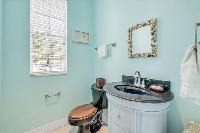708 OCEAN AVENUE, New Smyrna Beach, FL 32169