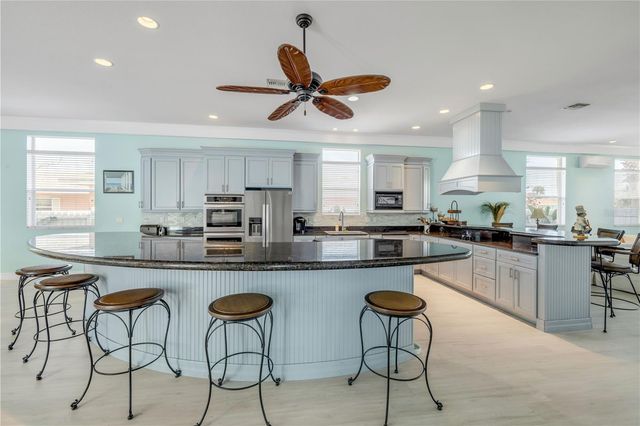 708 OCEAN AVENUE, New Smyrna Beach, FL 32169