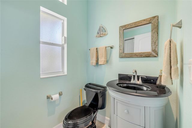 708 OCEAN AVENUE, New Smyrna Beach, FL 32169