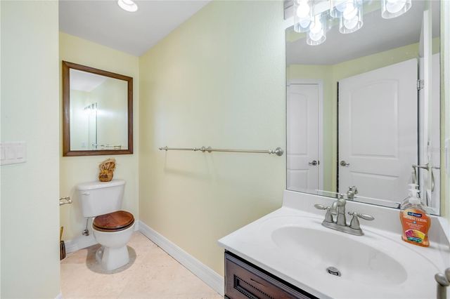 708 OCEAN AVENUE, New Smyrna Beach, FL 32169