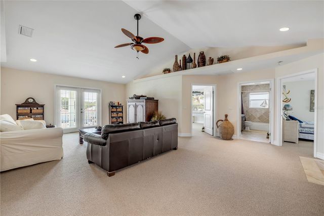 708 OCEAN AVENUE, New Smyrna Beach, FL 32169