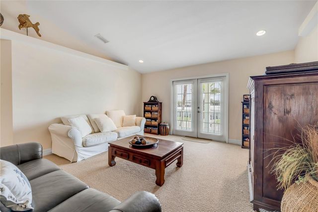 708 OCEAN AVENUE, New Smyrna Beach, FL 32169