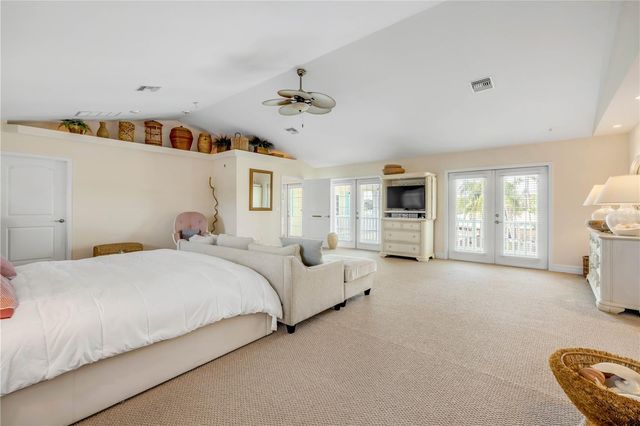708 OCEAN AVENUE, New Smyrna Beach, FL 32169