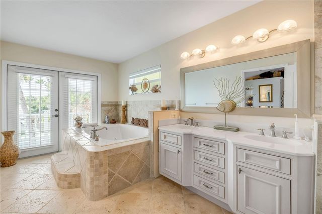 708 OCEAN AVENUE, New Smyrna Beach, FL 32169