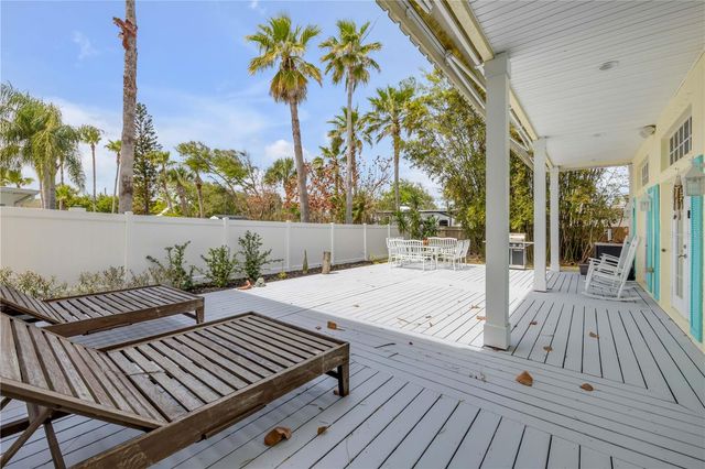 708 OCEAN AVENUE, New Smyrna Beach, FL 32169