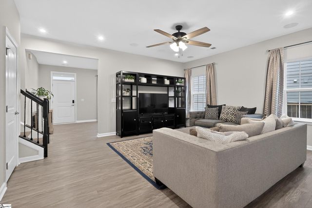 662 Windward Lane, Duncan, SC 29334