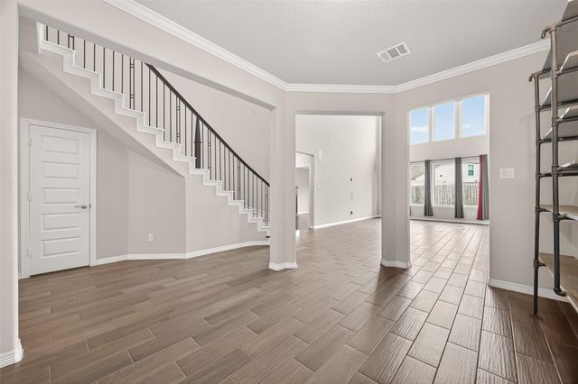 907 Warm Summer Drive, Richmond, TX 77406