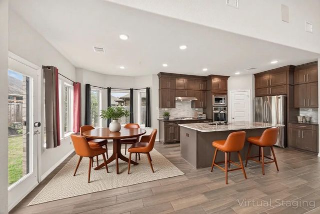 907 Warm Summer Drive, Richmond, TX 77406