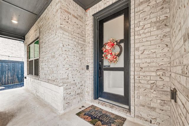 907 Warm Summer Drive, Richmond, TX 77406