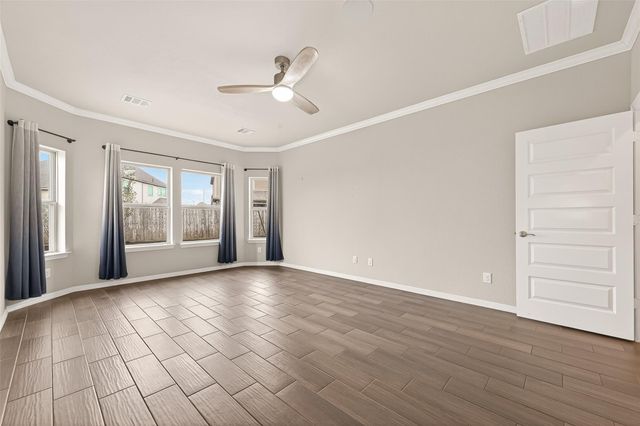 907 Warm Summer Drive, Richmond, TX 77406