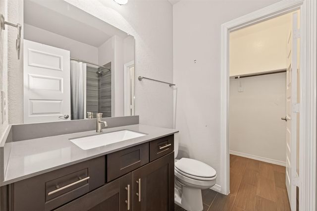 907 Warm Summer Drive, Richmond, TX 77406