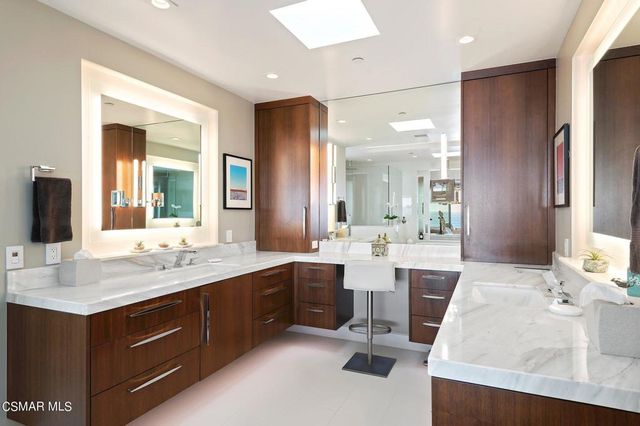 5496 Rincon Beach Park Drive, Ventura, CA 93001