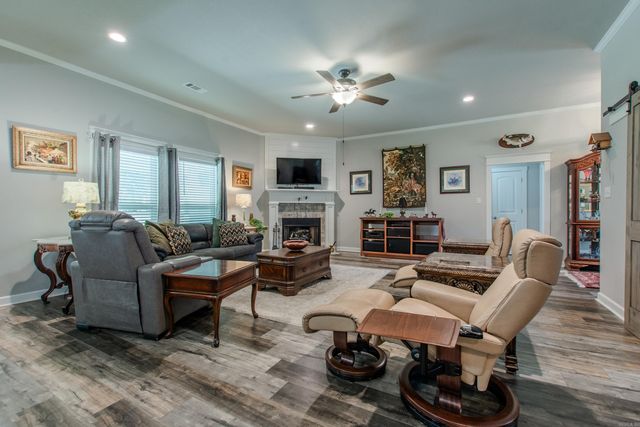 2091 Ferndale Cove, Alexander, AR 72002